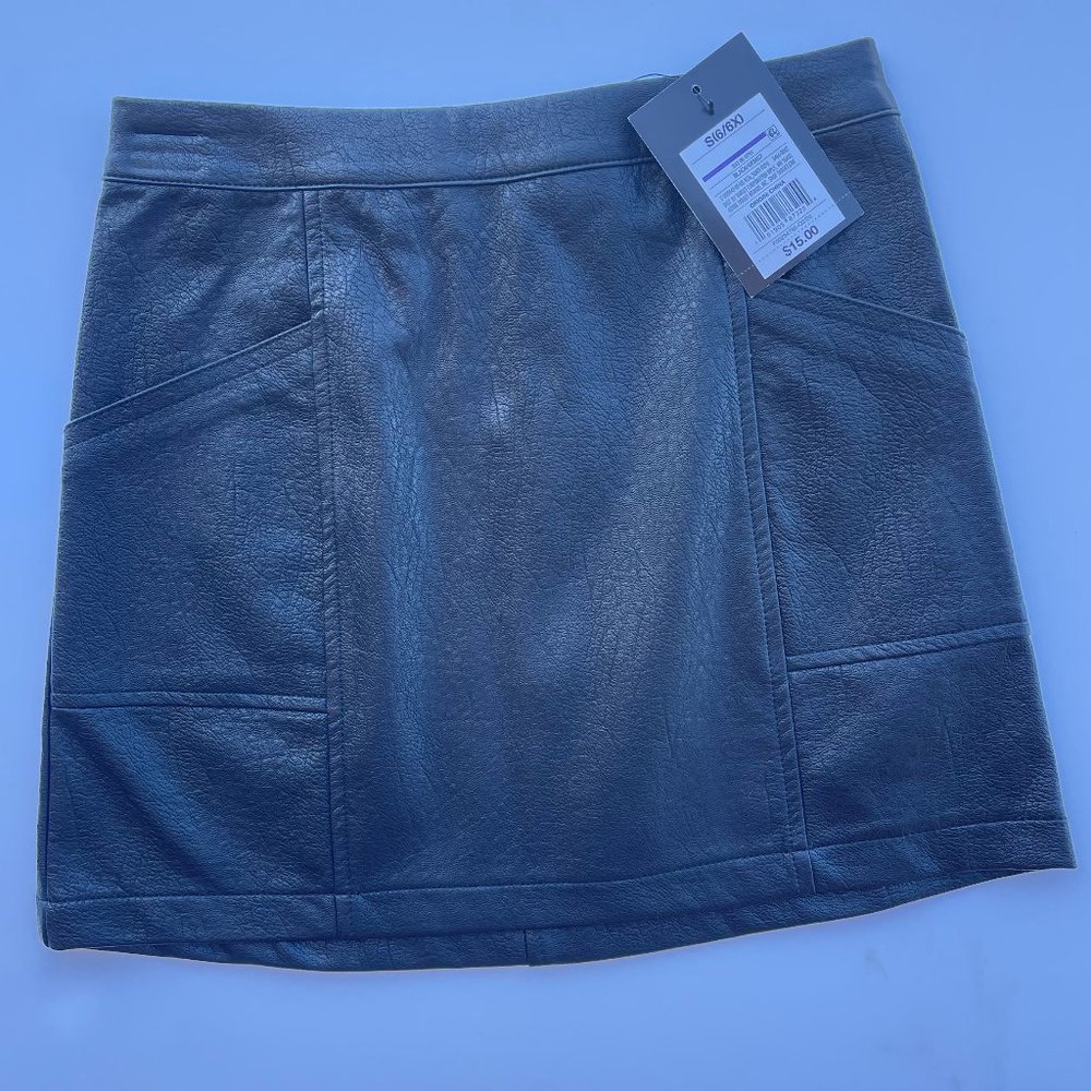 NWT Art Class Leather Skirt S(6/6x)